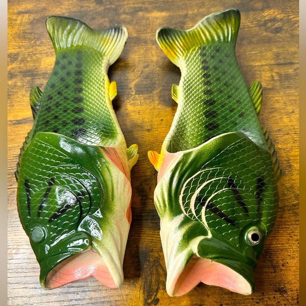 Rivers Edge Bass Fish Sandals Size 10 to 11